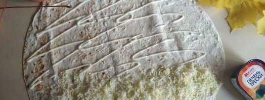 ролл с печенью трески. Шаг 5