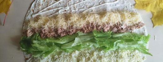 ролл с печенью трески. Шаг 9