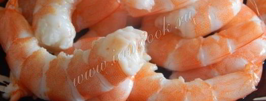 роллы с креветками и огурцом. Шаг 7