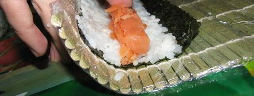 роллы с семгой. Шаг 9