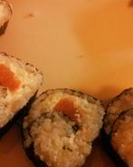 Роллы с сыром филадельфия и семгой