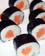 Роллы сяке маки