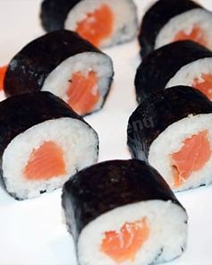 Роллы сяке маки