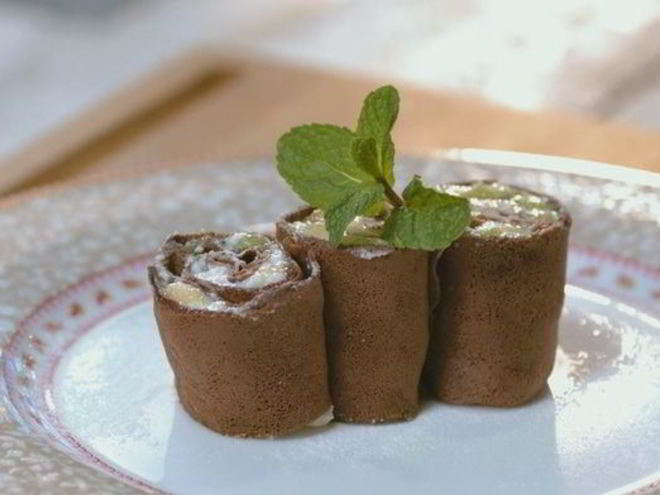 Рецепт сладких блинных роллов