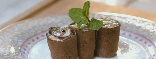 сладкие блинные роллы. Шаг 11