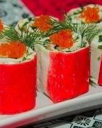 Закусочные роллы из крабовых палочек