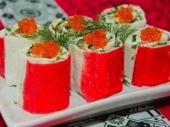 Рецепт закусочных роллов из крабовых палочек
