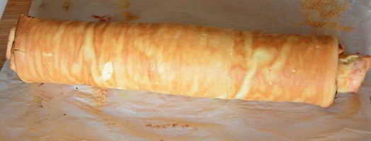 двойной бисквитный рулет с джемом. Шаг 12