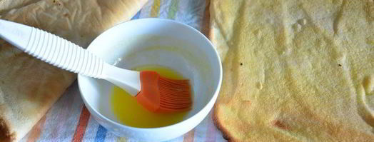 двойной бисквитный рулет с джемом. Шаг 9