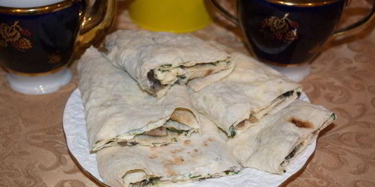 Грибной рулет из лаваша