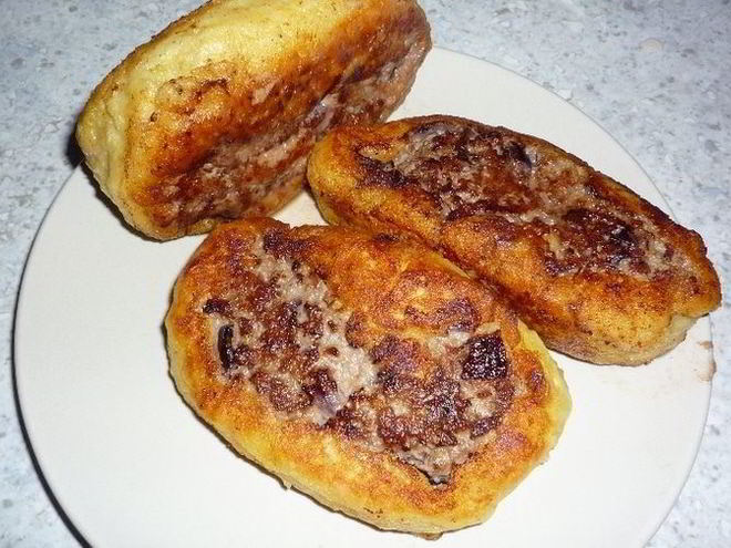 Рецепт картофельного рулета с мясом