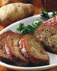 Мясной рулет с начинкой из картофеля