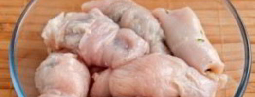 рулет из курицы с черносливом. Шаг 5