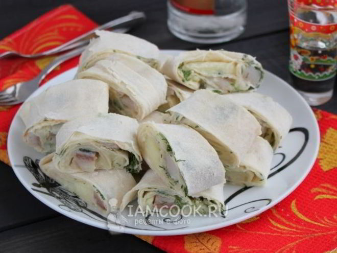 Рецепт рулета из лаваша с селедкой
