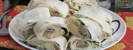 рулет из лаваша с селедкой. Шаг 10