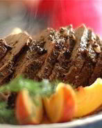 Рулет из оленины с черносливом и грецкими орехами