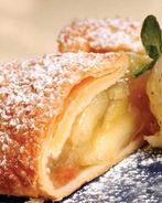 Рулет из слоеного дрожжевого теста