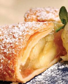 Рулет из слоеного дрожжевого теста