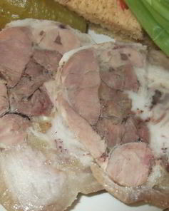 Рулет из свиной рульки