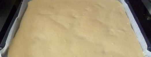 рулет с творожно-цитрусовой начинкой. Шаг 3