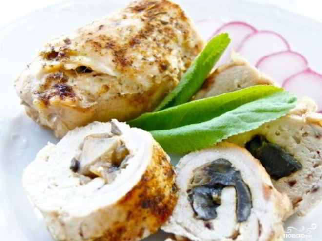 Рецепт рулетиков из курицы с грибами