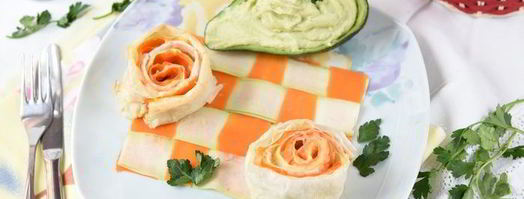 рулетики из теста фило с молодым кабачком и морковью. Шаг 12