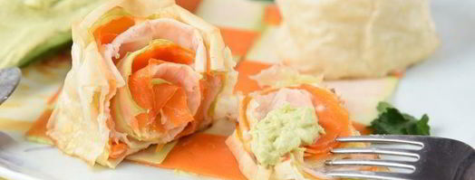 рулетики из теста фило с молодым кабачком и морковью. Шаг 14