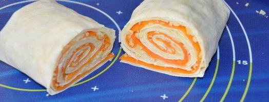 рулетики из теста фило с молодым кабачком и морковью. Шаг 7