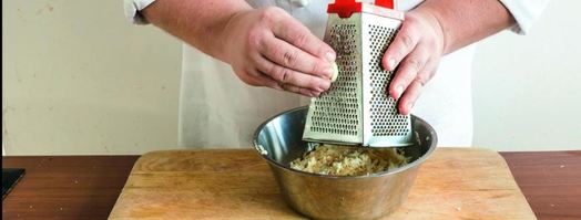 рулетики из ветчины с сыром. Шаг 3