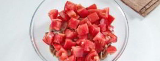 рулетики с томатами и грибами. Шаг 4