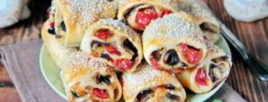 рулетики с томатами и грибами. Шаг 9