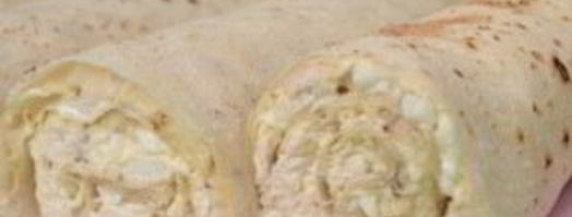 рулеты из лаваша с курицей и плавленым сырком. Шаг 6