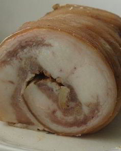 Засолка свиного рулета