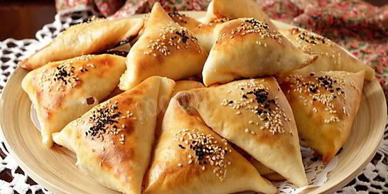 Самса из слоеного теста в духовке