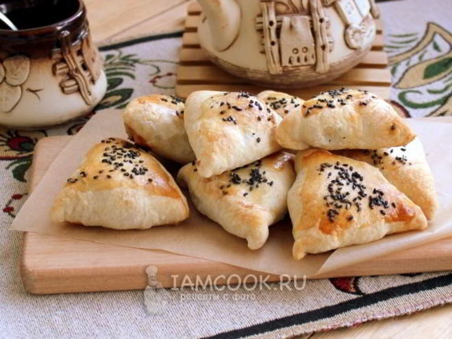 Рецепт самсы из слоеного теста