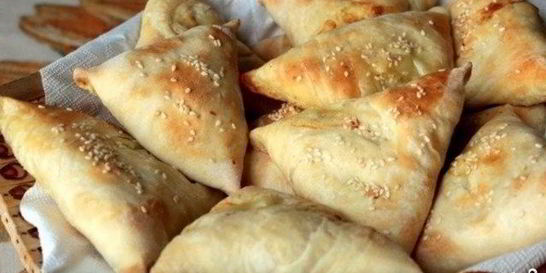 Самса с курицей и сыром