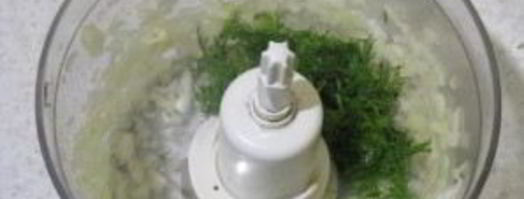 луковые сухарики к салатам и супам. Шаг 3