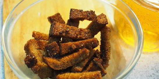 Пикантные сухарики к пиву