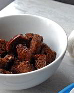 Сухарики из черного хлеба с чесноком