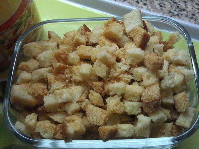 Рецепт сухариков с пармезаном