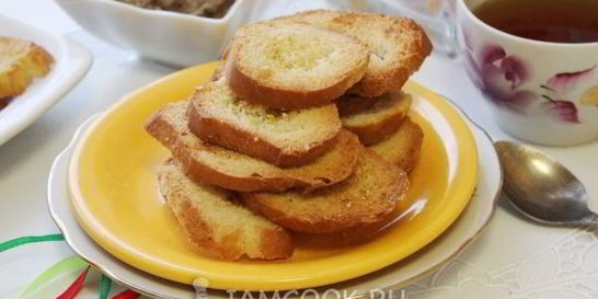 Сухарики закусочные