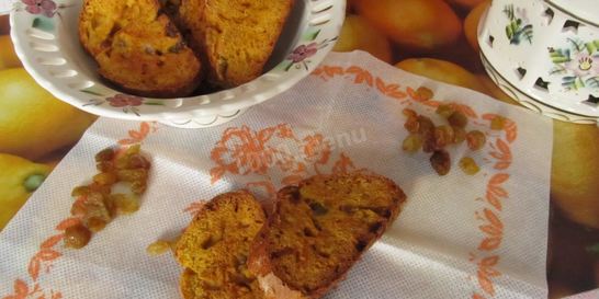 Тыквенные сухарики с изюмом