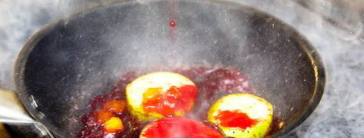 сулугуни, запеченный в беконе на груше. Шаг 6