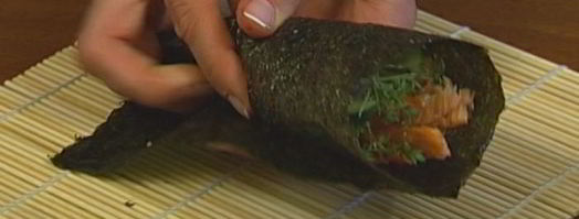 суши-ролл с семгой. Шаг 9
