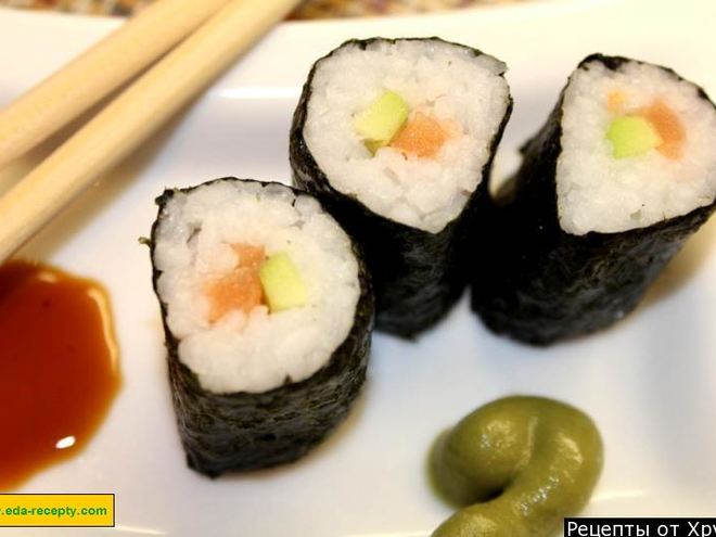 Рецепт суш с авокадо и лососем