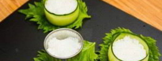 суши с огурцом. Шаг 4