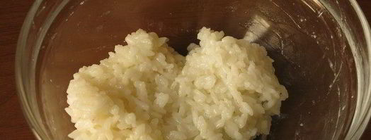 суши, запеченные со спайси соусом с крабовыми палочками. Шаг 3