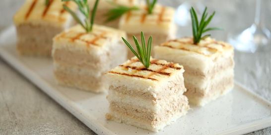 Клаб-сэндвич с сардинами