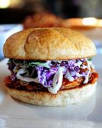 Куриный сэндвич барбекю