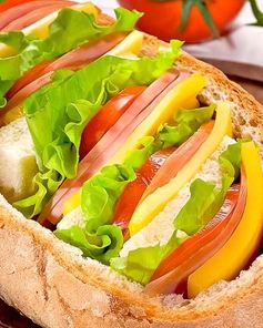 Ладья с сэндвичами